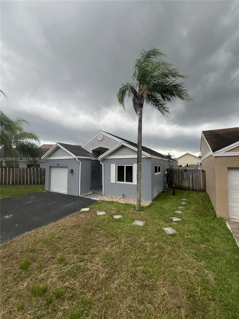 289 SW 159th Ln , Sunrise, FL 33326 Photo