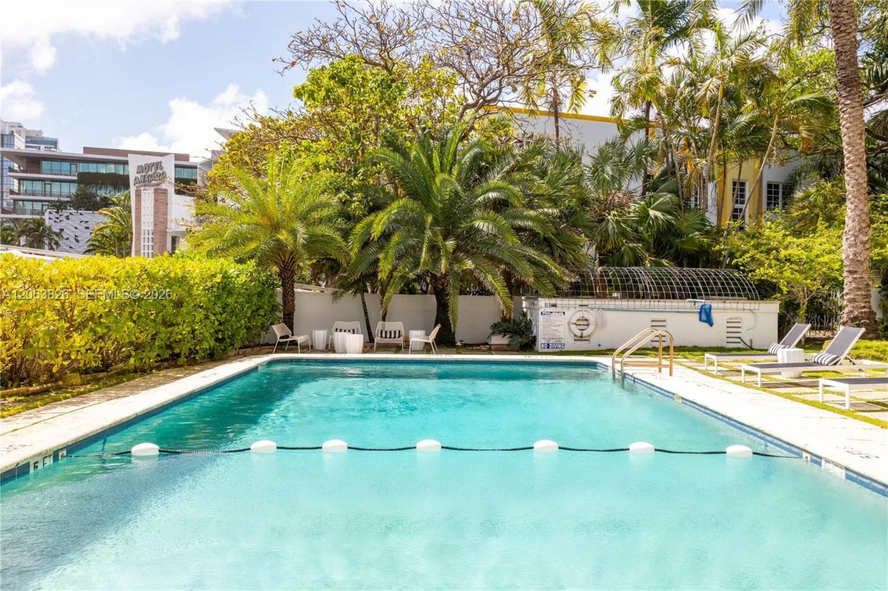 2421 Lake Pancoast Dr, Unit 7A, Miami Beach, FL 33140 Photo