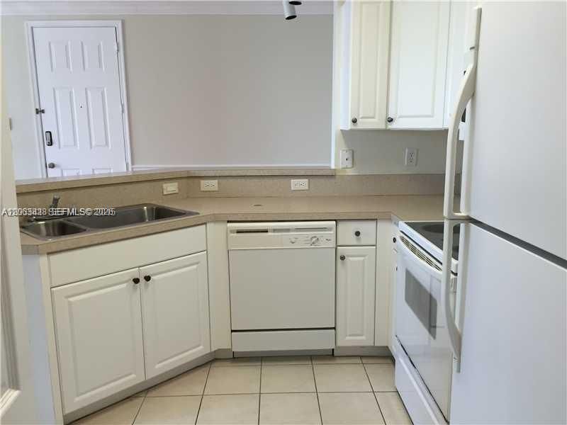 4704 SW 160th Ave , Unit 222, Miramar, FL 33027 Photo