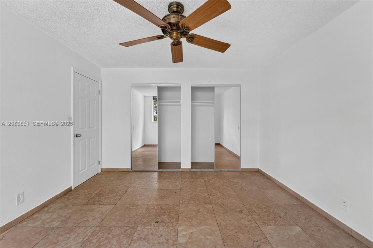 915 Jefferson Ave , Unit 3D, Miami Beach, FL 33139 Photo
