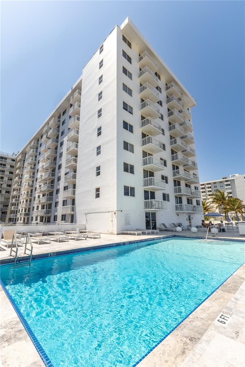 401 Ocean Dr , Unit 316, Miami Beach, FL 33139 Photo