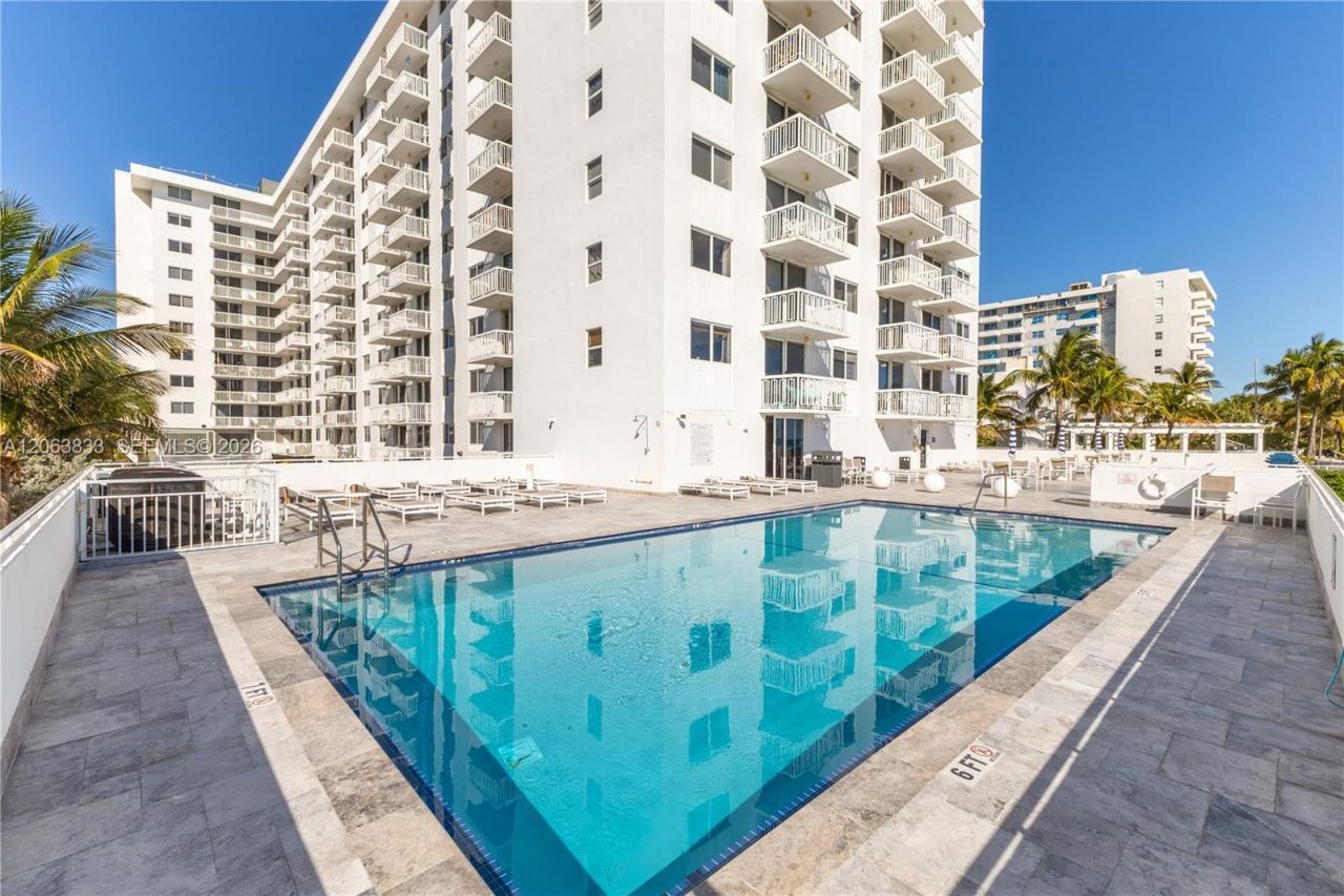 401 Ocean Dr , Unit 316, Miami Beach, FL 33139 Photo