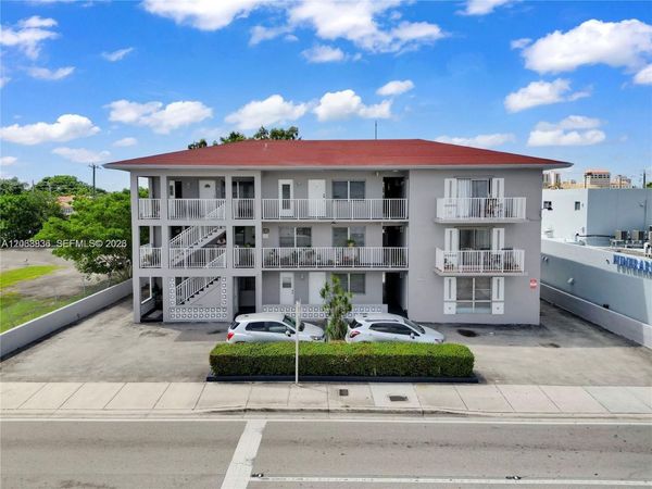 3424 W Flagler St , Unit 8, Miami, FL 33135