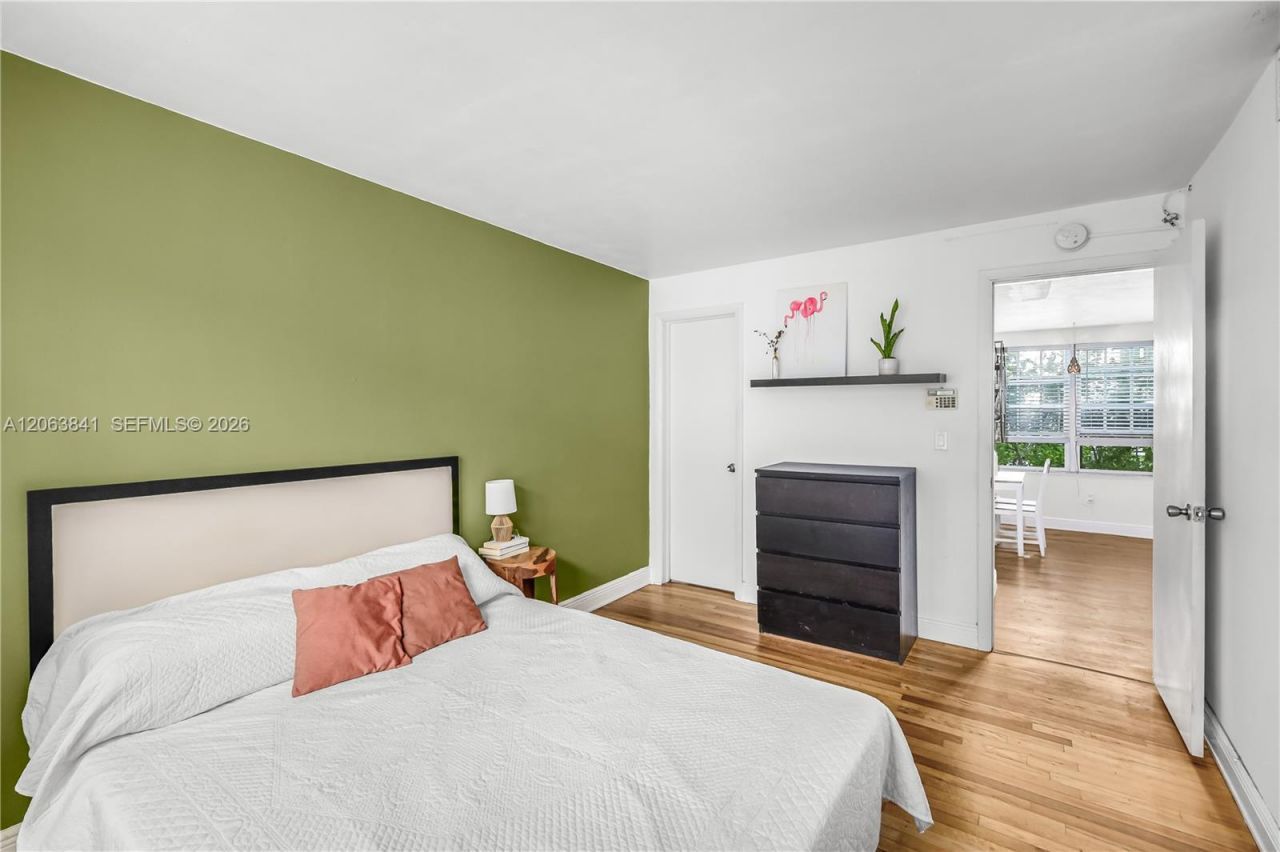 932 7th St , Unit 932A, Miami Beach, FL 33139 Photo