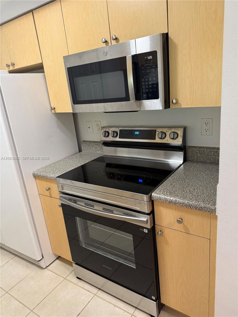 2240 E Preserve Way, Unit 302, Miramar, FL 33025 Photo