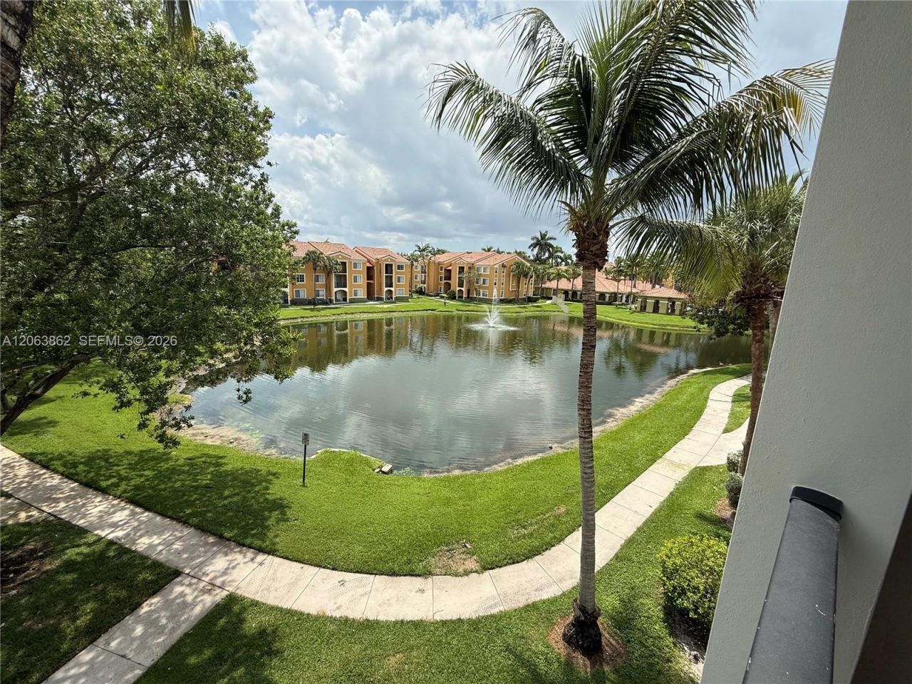 2240 E Preserve Way, Unit 302, Miramar, FL 33025 Photo