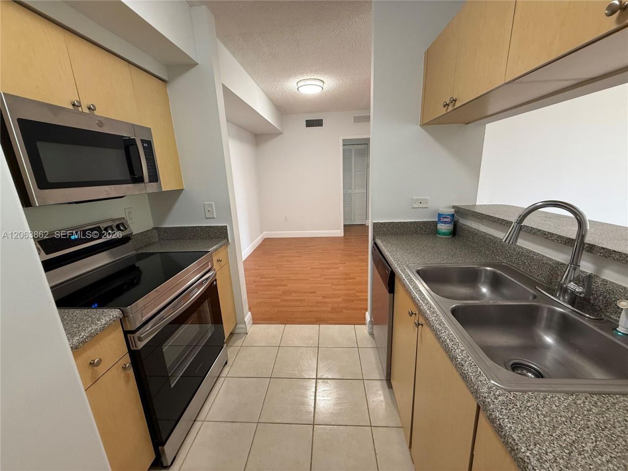 2240 E Preserve Way, Unit 302, Miramar, FL 33025 Photo