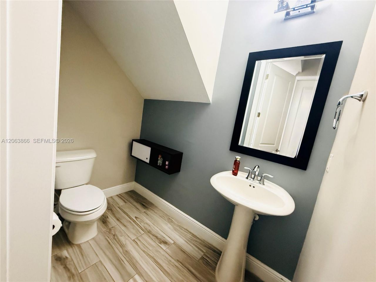 12403 NW 18th Ct, Unit 12403, Pembroke Pines, FL 33028 Photo