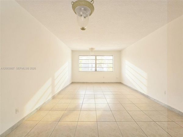 1225 NE 124th St, Unit 24B, North Miami, FL 33161