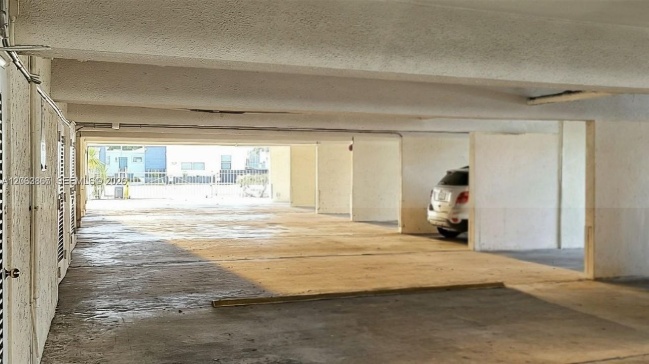 1225 NE 124th St, Unit 24B, North Miami, FL 33161 Photo