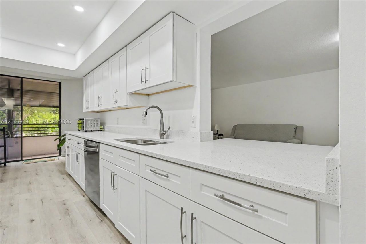 1410 Sheridan St, Unit 12I, Hollywood, FL 33020 Photo