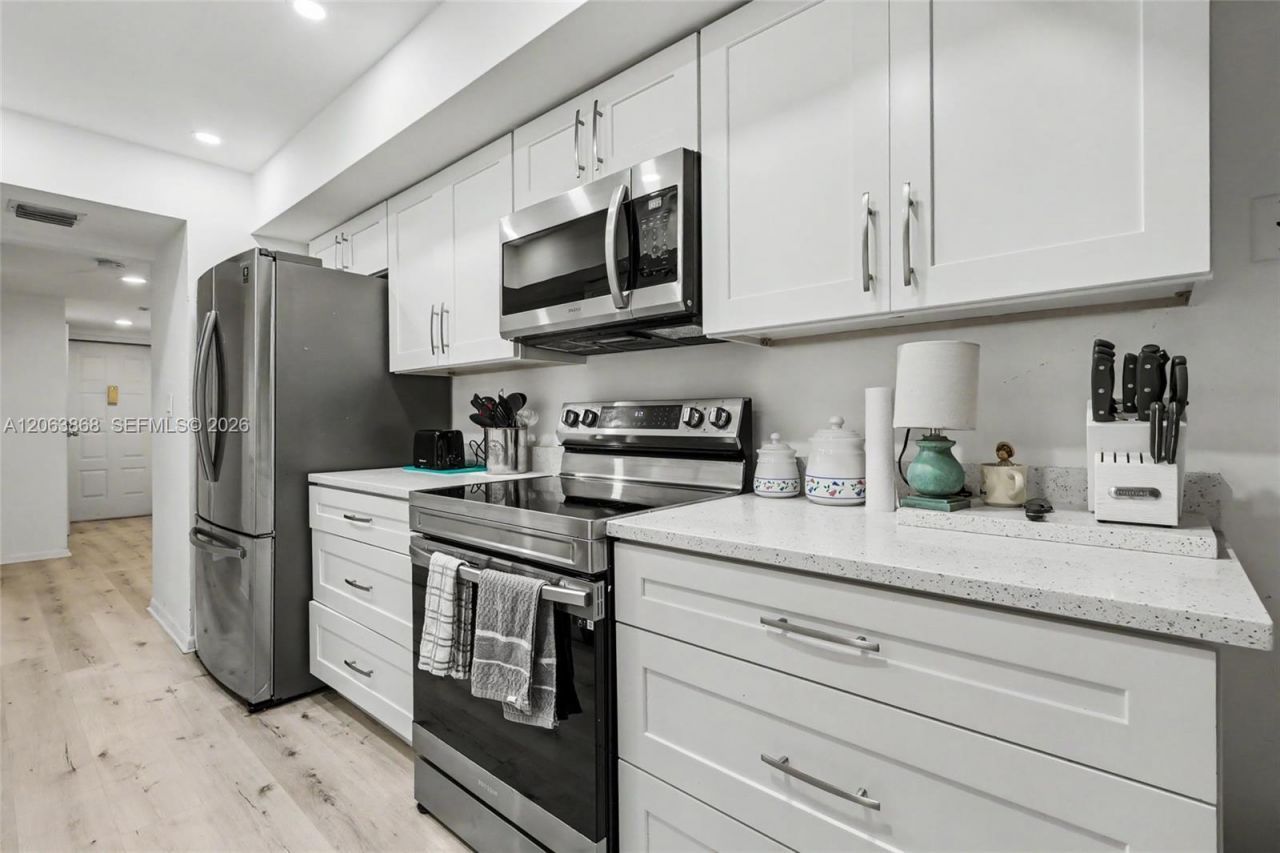 1410 Sheridan St, Unit 12I, Hollywood, FL 33020 Photo