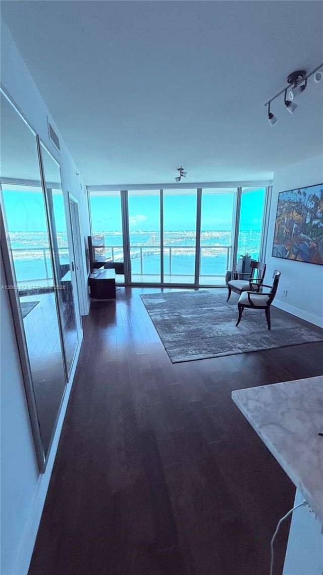 888 Biscayne Blvd, Unit 4009, Miami, FL 33132 Photo