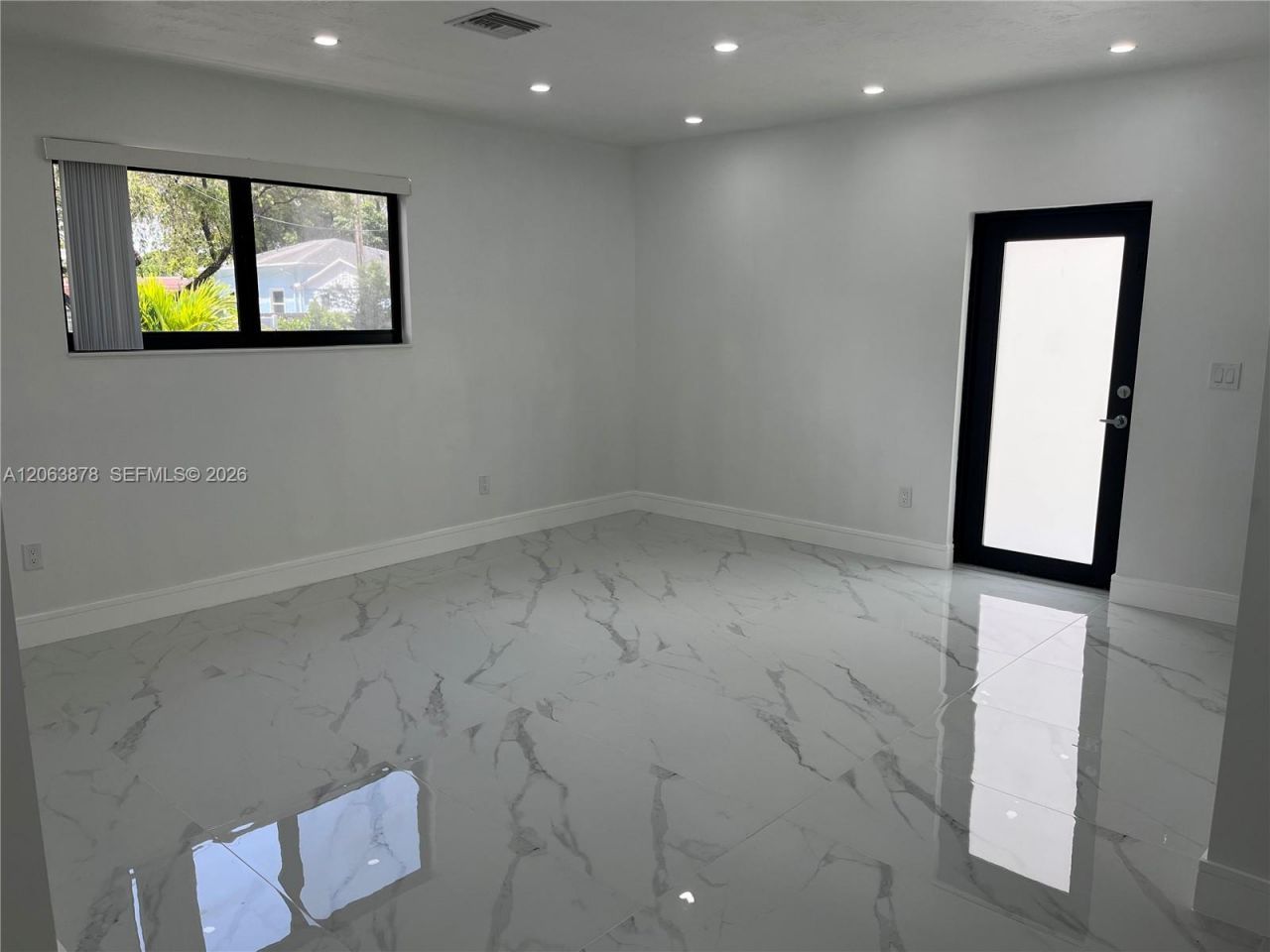 Please Call For Address, Unit 2R, Fort Lauderdale, FL 33315 Photo