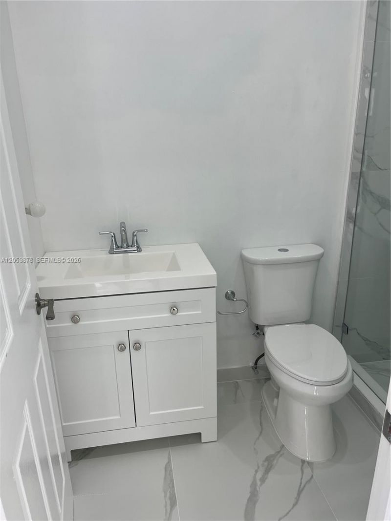 Please Call For Address, Unit 2R, Fort Lauderdale, FL 33315 Photo
