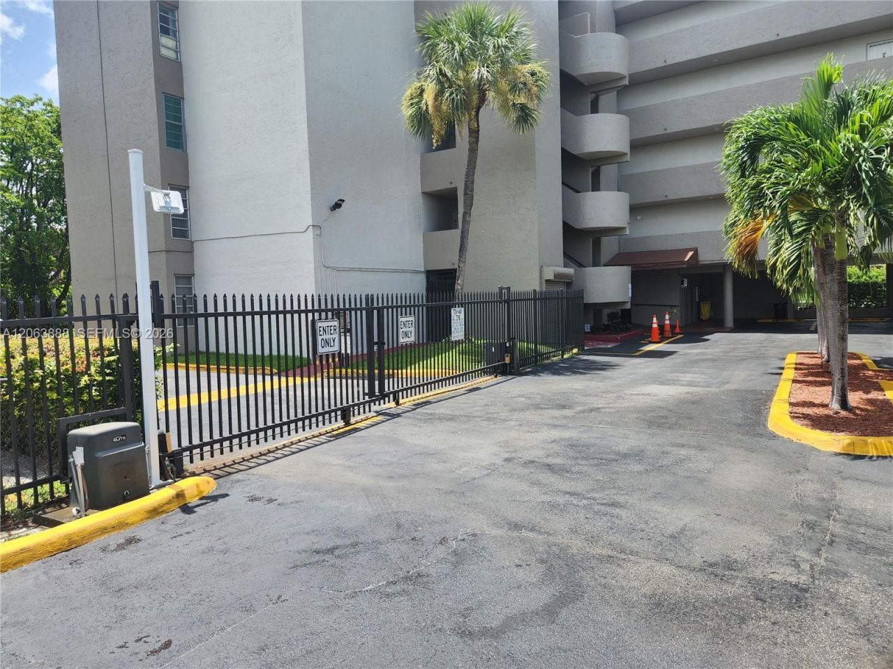 802 NW 87th Ave, Unit 312, Miami, FL 33172 Photo