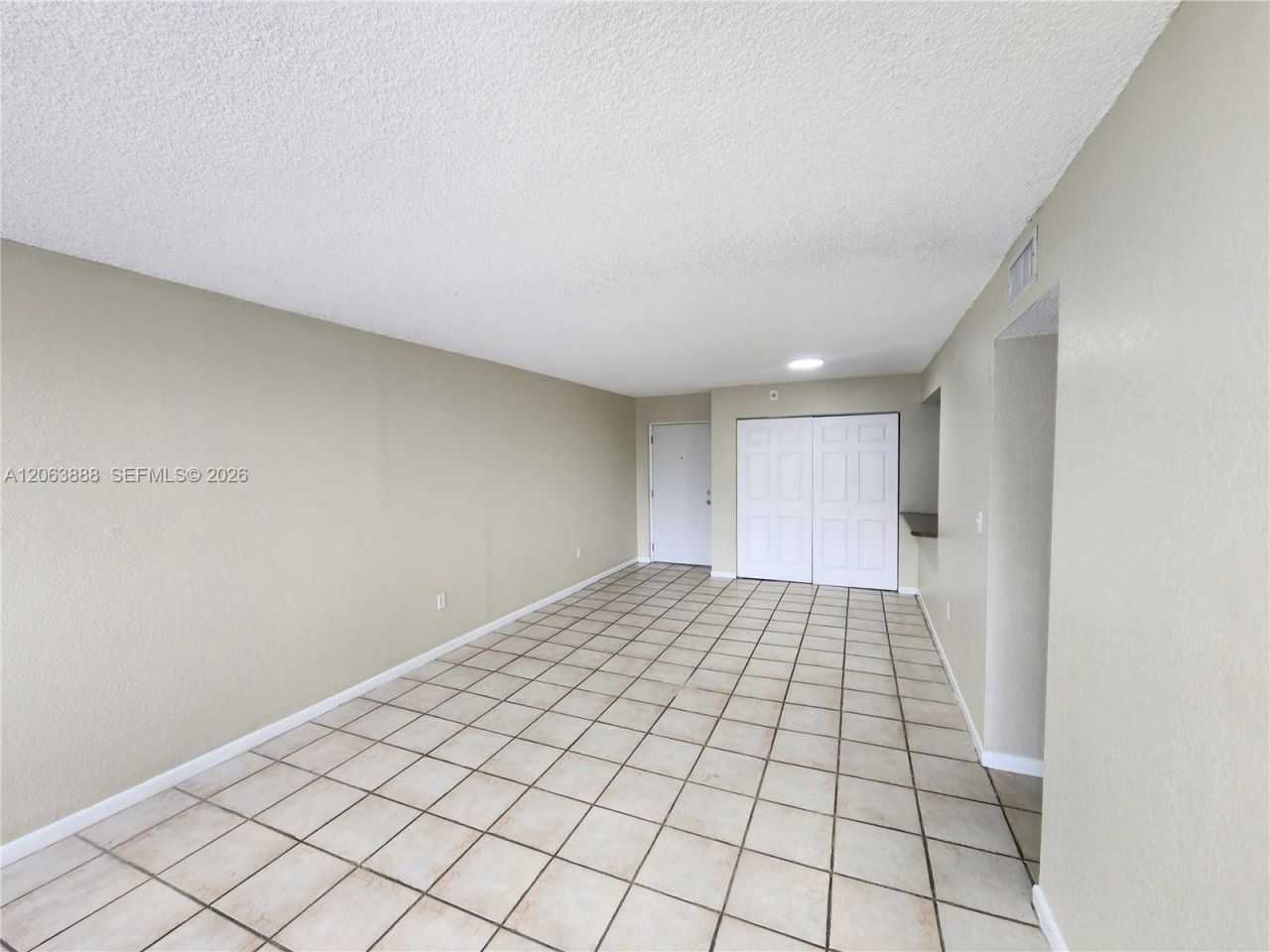 802 NW 87th Ave, Unit 312, Miami, FL 33172 Photo