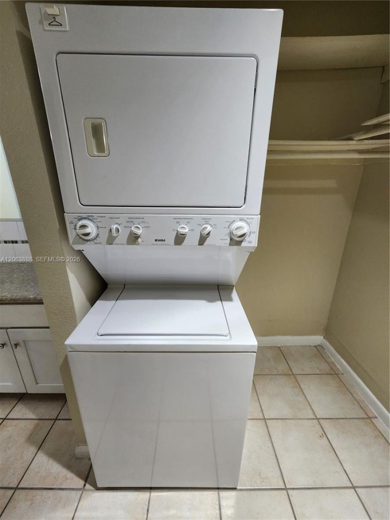 802 NW 87th Ave, Unit 312, Miami, FL 33172 Photo