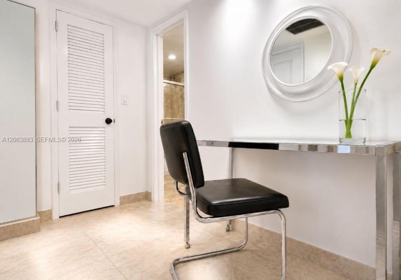 2030 S Ocean Dr, Unit 521, Hallandale Beach, FL 33009 Photo
