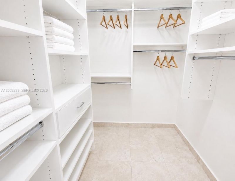2030 S Ocean Dr, Unit 521, Hallandale Beach, FL 33009 Photo