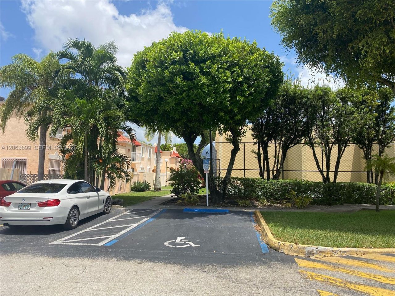 8590 NW 3rd Ln, Unit 104, Miami, FL 33126 Photo