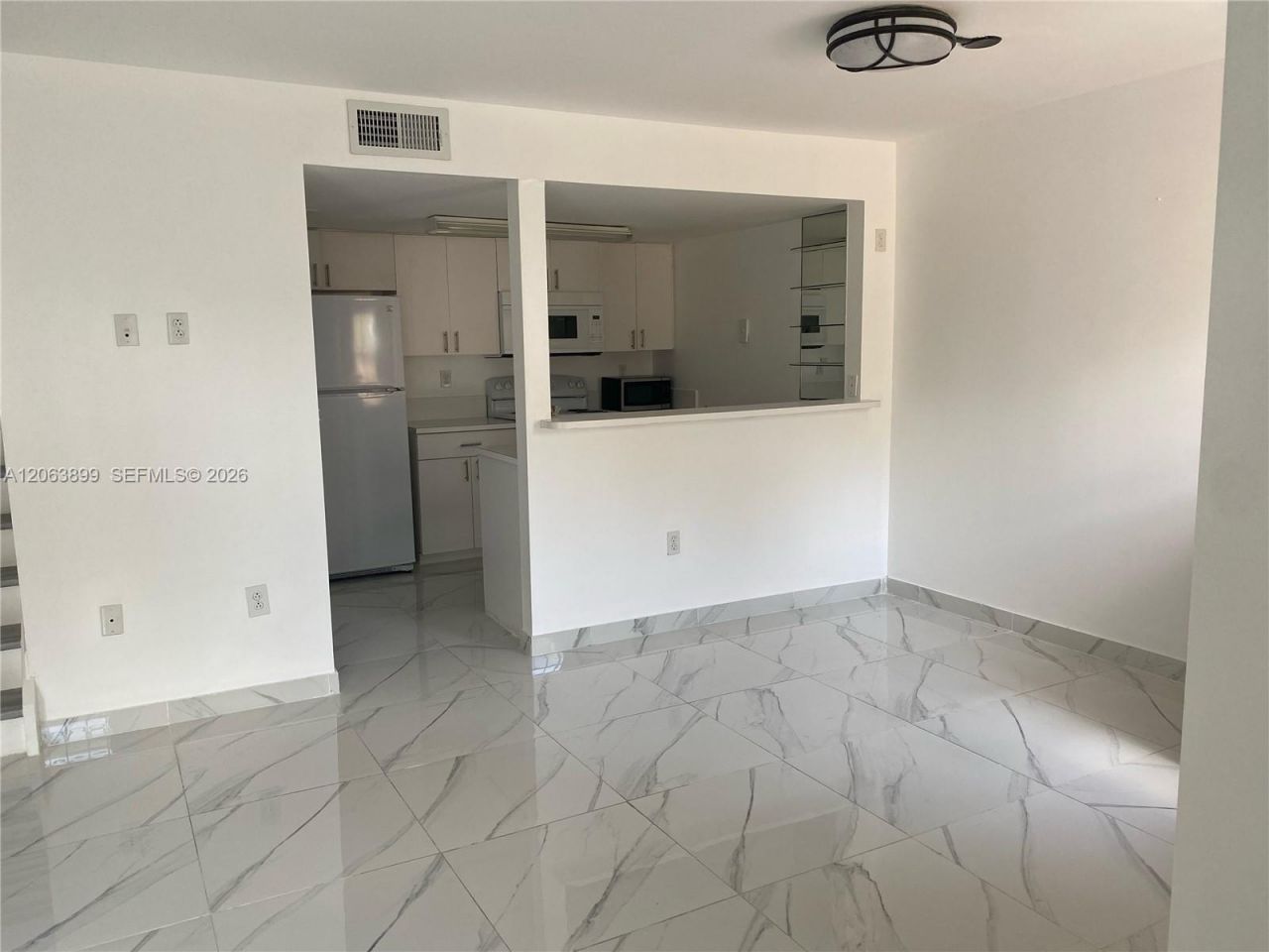 8590 NW 3rd Ln, Unit 104, Miami, FL 33126 Photo