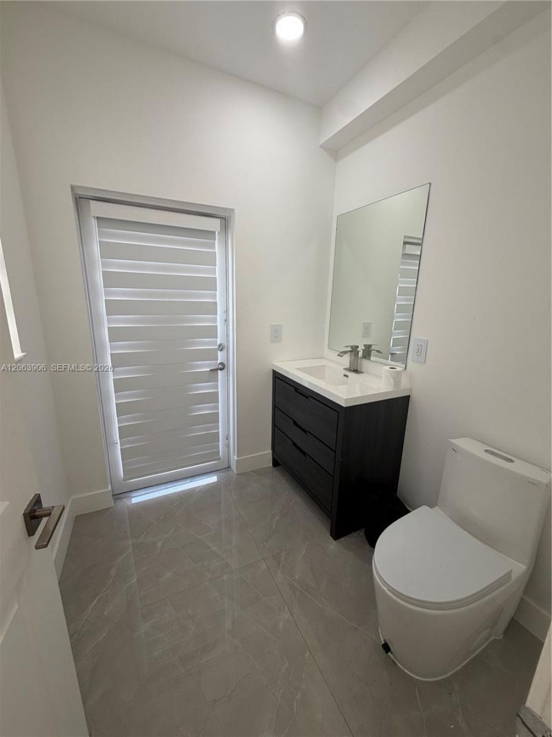 18435 SW 136th Ave, Miami, FL 33177 Photo