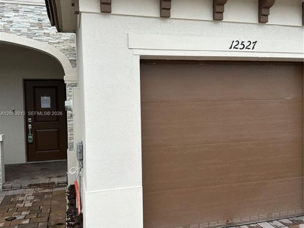 12527 NW 24 AVE , Unit 12527, Miami, FL 33167
