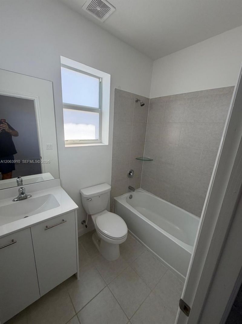 12527 NW 24 Ave , Unit 12527, Miami, FL 33167 Photo