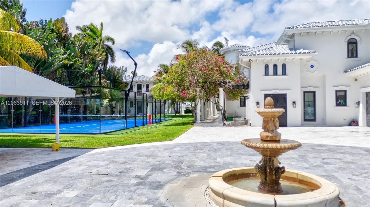 900 S Northlake Dr, Hollywood, FL 33019 Photo