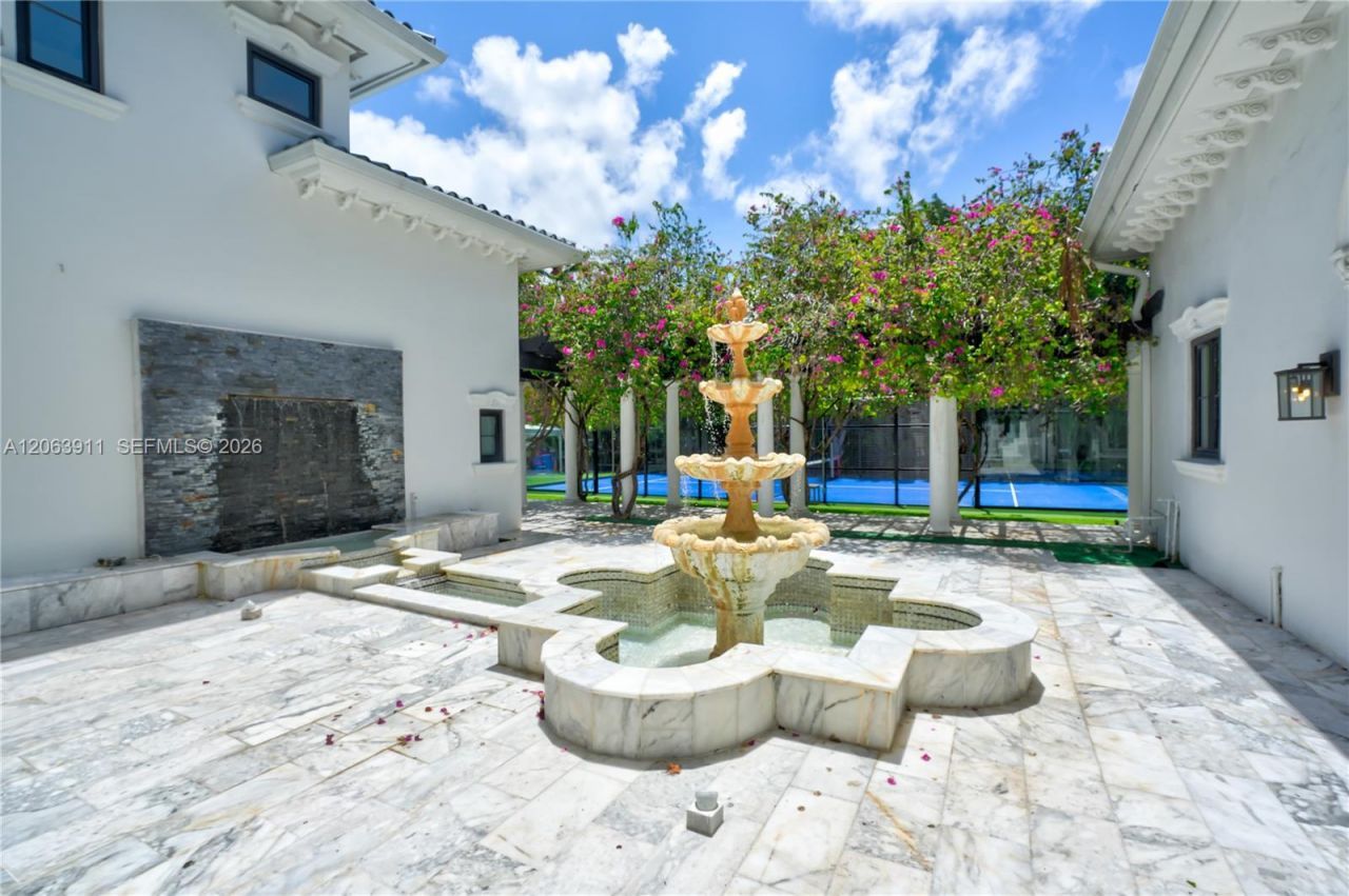 900 S Northlake Dr, Hollywood, FL 33019 Photo