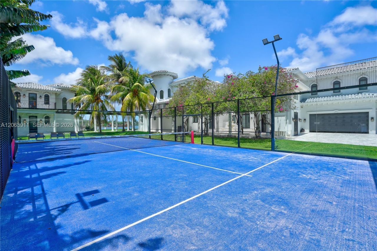 900 S Northlake Dr, Hollywood, FL 33019 Photo