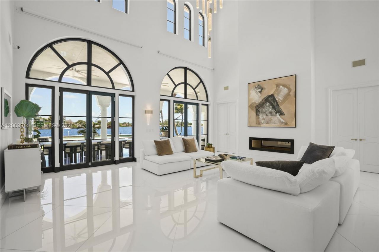 900 S Northlake Dr, Hollywood, FL 33019 Photo
