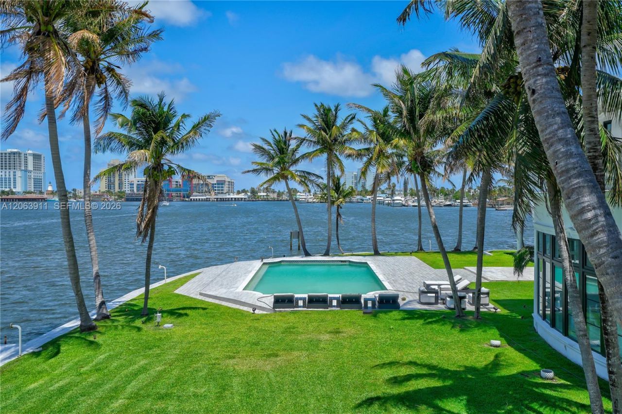 900 S Northlake Dr, Hollywood, FL 33019 Photo
