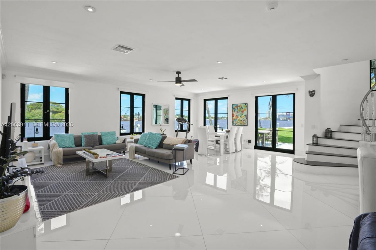 900 S Northlake Dr, Hollywood, FL 33019 Photo