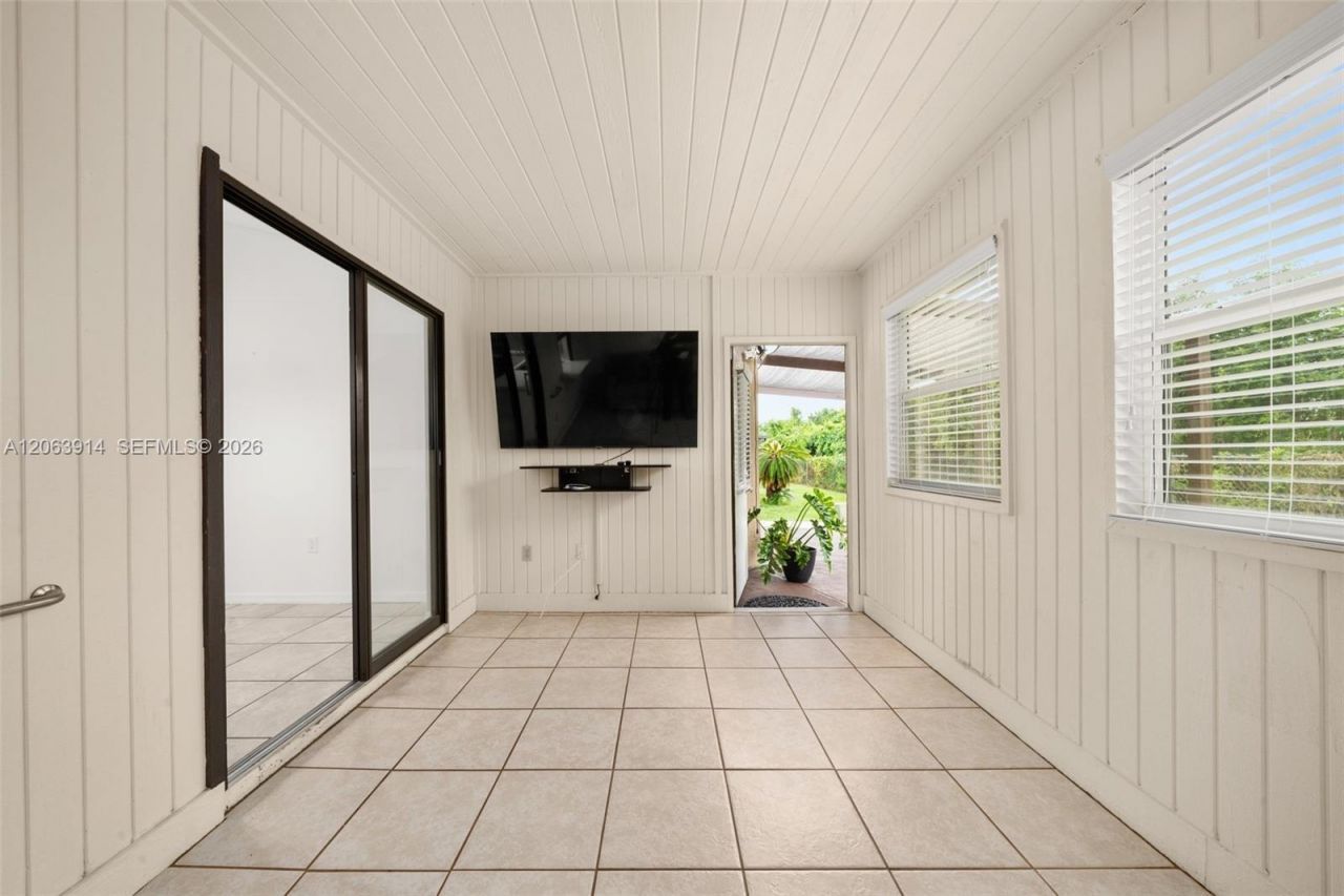 2418 Hidden Creek Cir , Sebring, FL 33870 Photo