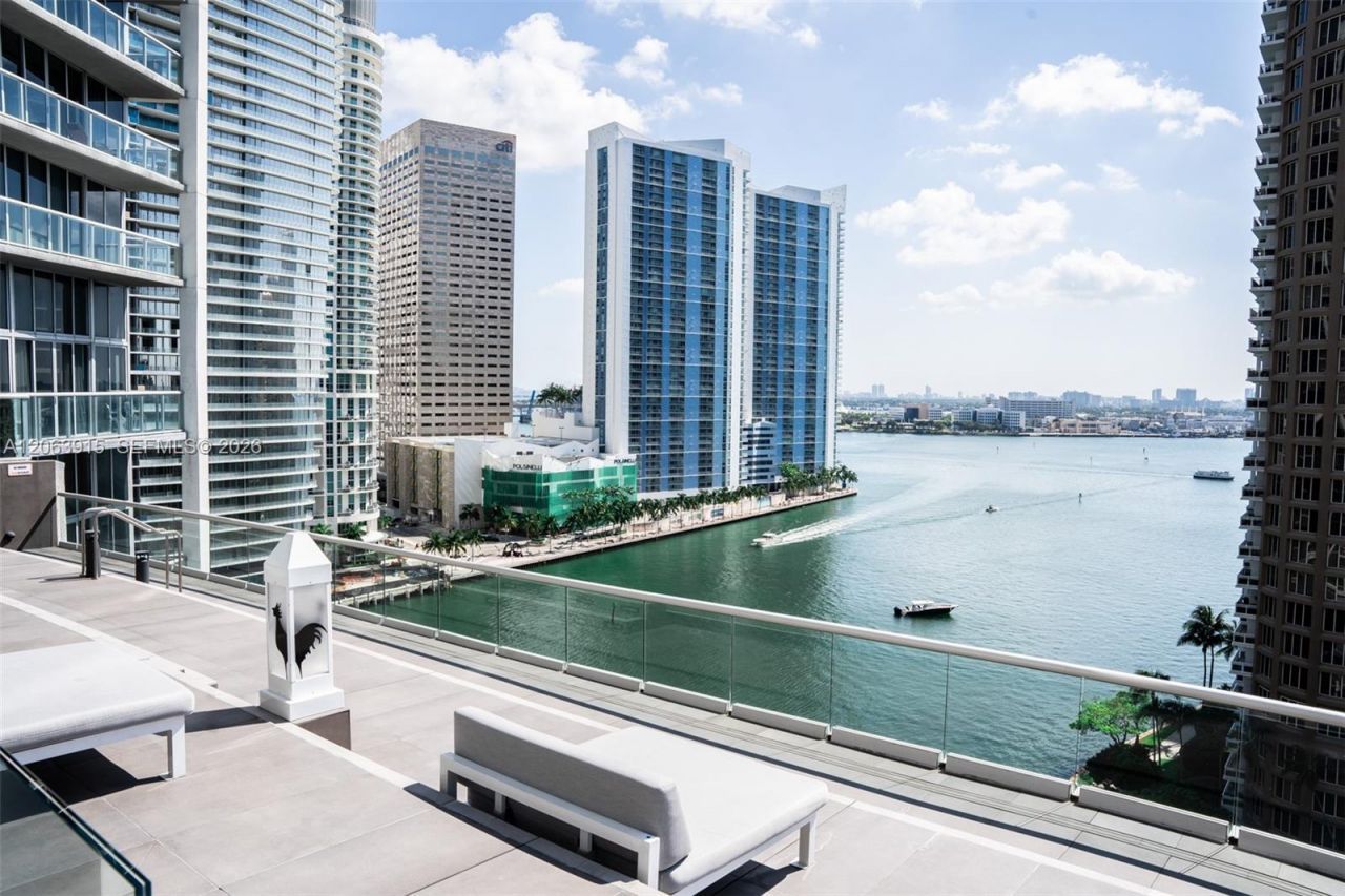 475 Brickell Ave , Unit 4511, Miami, FL 33131 Photo