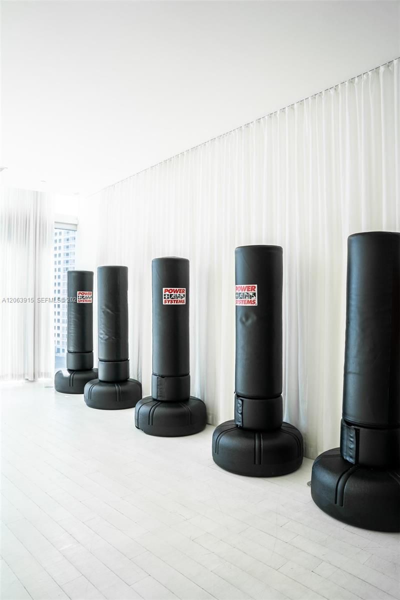 475 Brickell Ave , Unit 4511, Miami, FL 33131 Photo