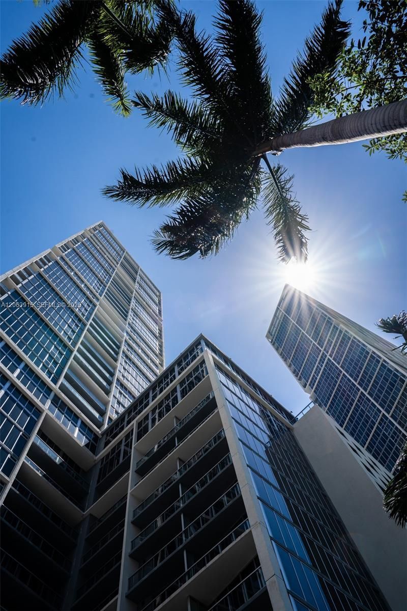 475 Brickell Ave , Unit 4511, Miami, FL 33131 Photo