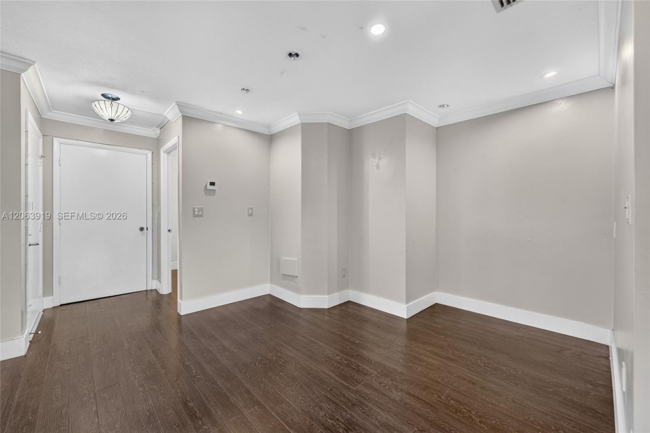 8401 SW 107th Ave, Unit 316E, Miami, FL 33173 Photo