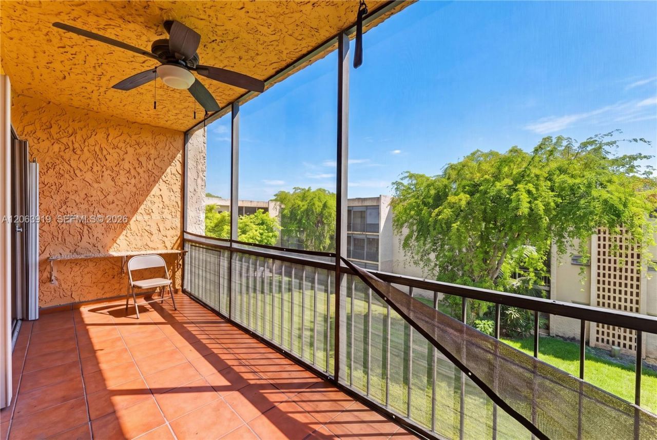 8401 SW 107th Ave, Unit 316E, Miami, FL 33173 Photo