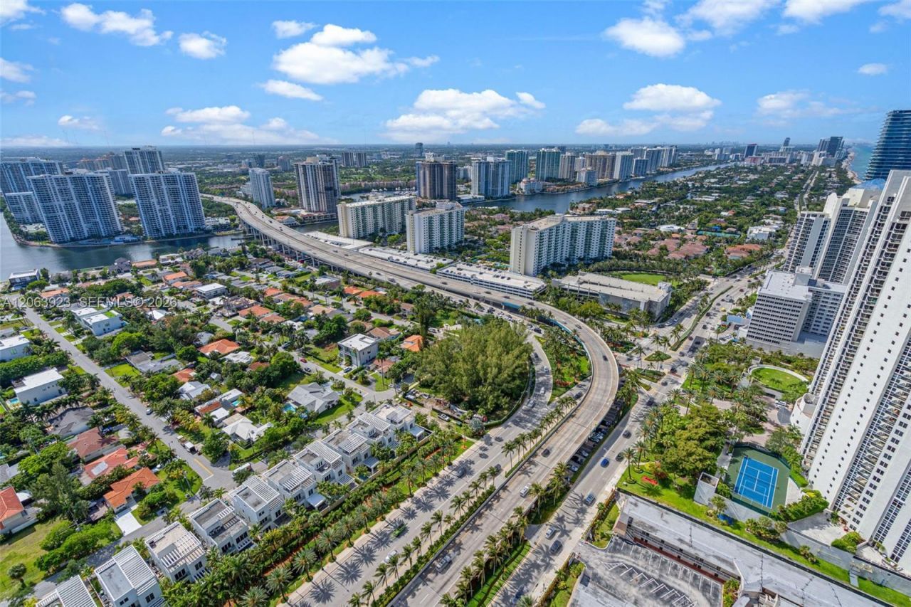 18975 Collins Ave , Unit 3605, Sunny Isles Beach, FL 33160 Photo