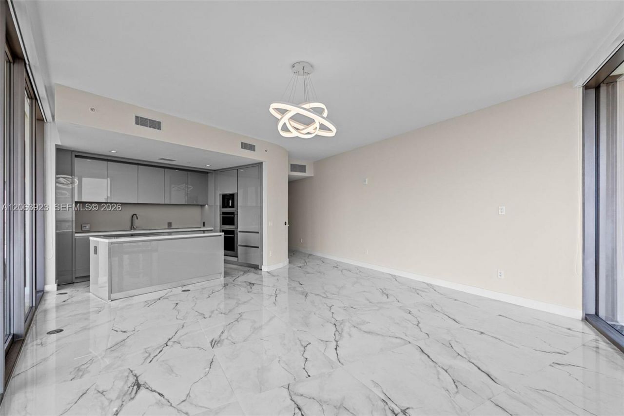 18975 Collins Ave , Unit 3605, Sunny Isles Beach, FL 33160 Photo