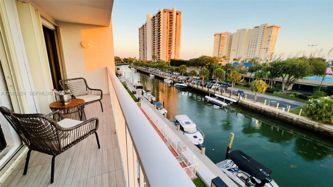 1650 NE 115th St , Unit 408, Miami, FL 33181 Photo