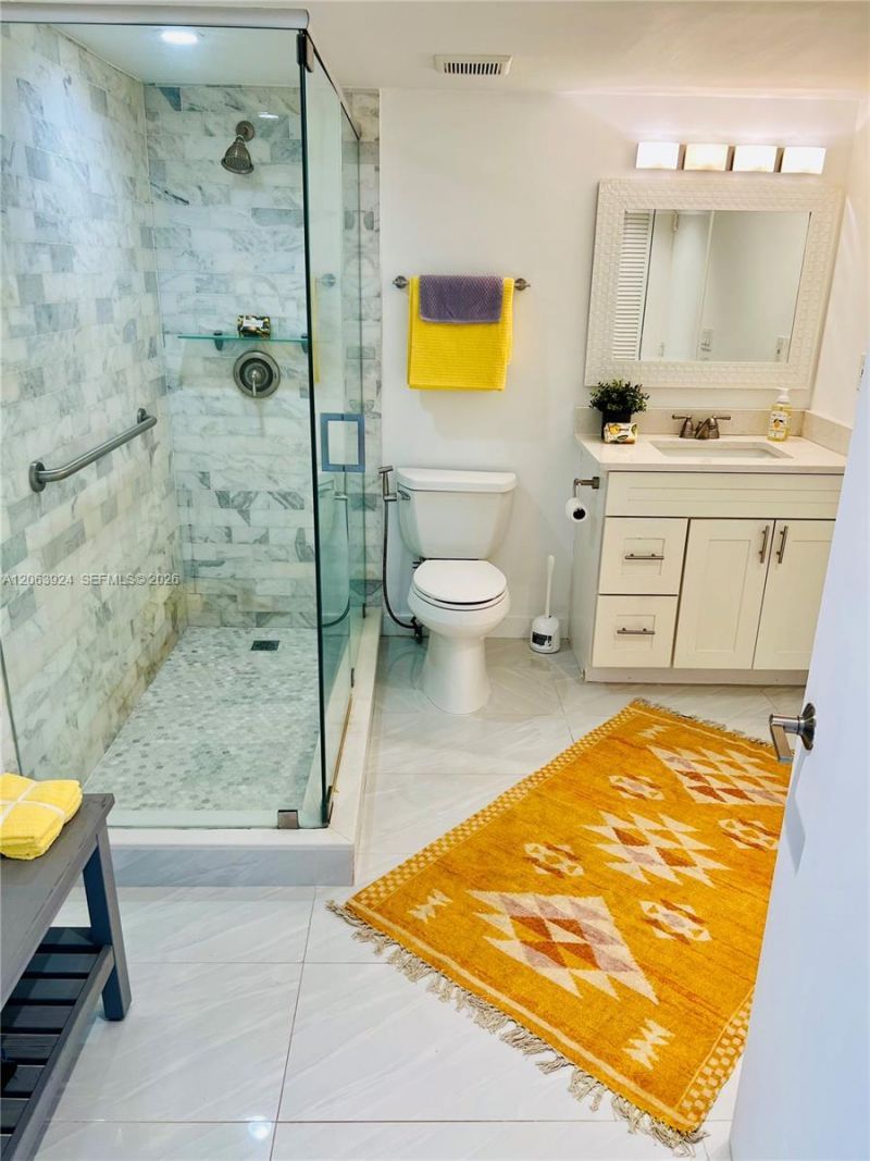 1650 NE 115th St , Unit 408, Miami, FL 33181 Photo