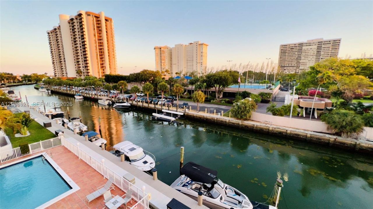 1650 NE 115th St , Unit 408, Miami, FL 33181 Photo