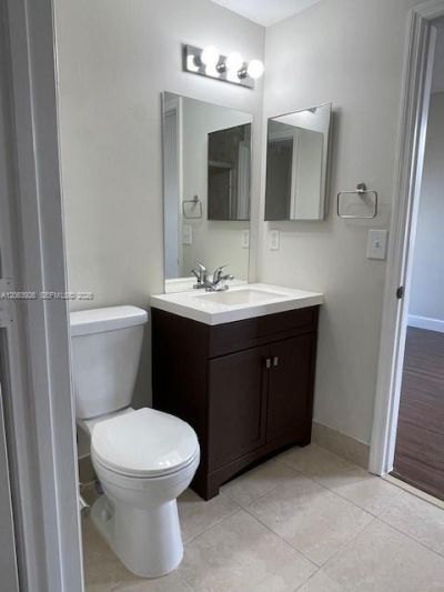 1448 Barcelona Way, Unit 1-23, Weston, FL 33327 Photo