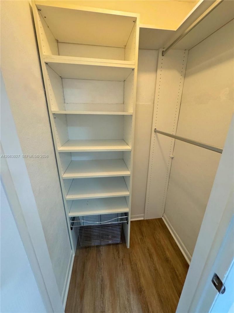 1400 NE 57th St, Unit 308, Fort Lauderdale, FL 33334 Photo