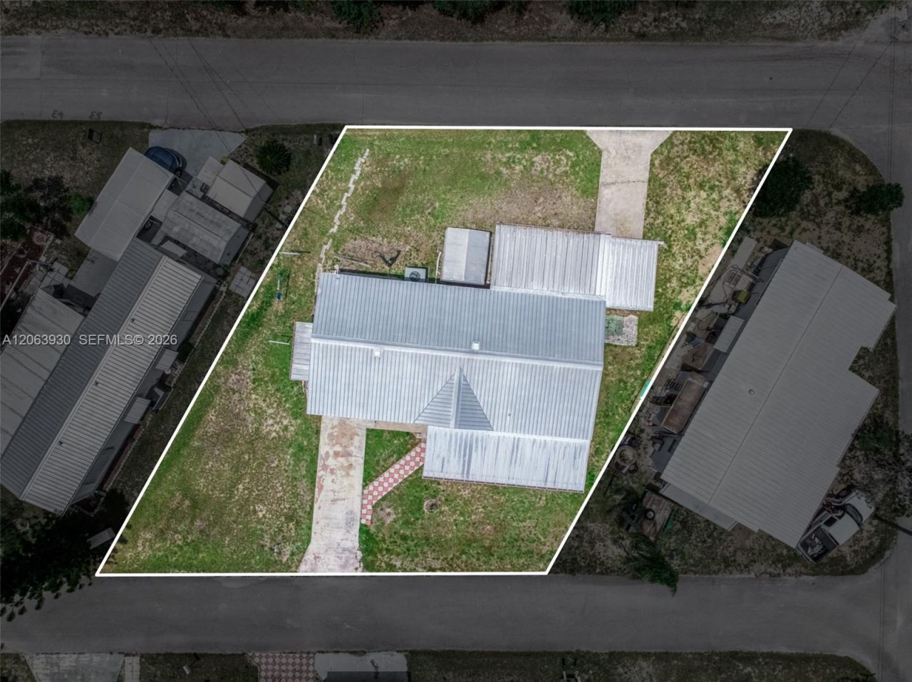 4717 Orange Blvdd , Sebring, FL 33870 Photo