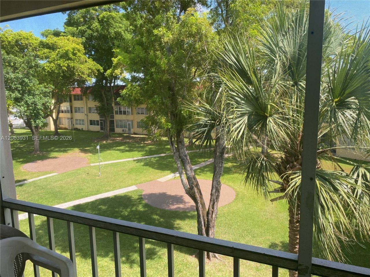 1550 NE 191st St , Unit 309, Miami, FL 33179 Photo